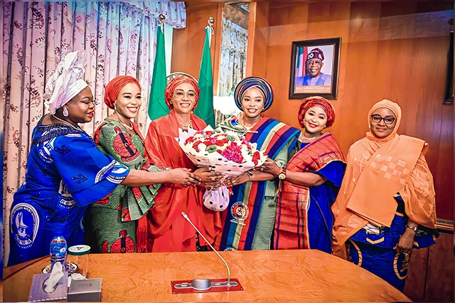 The NOWA National President Mrs Ijeoma Ogalla was received by the First Lady of the Federal Republic of Nigeria Senator Oluremi Tinubu on a courtesy Visit in company of the wives of other Service Chiefs in Nigeria